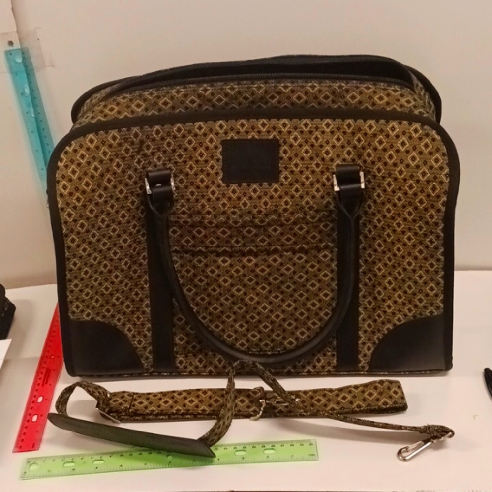 Joy mangano weekender with matching padded PC or tablet portfolio